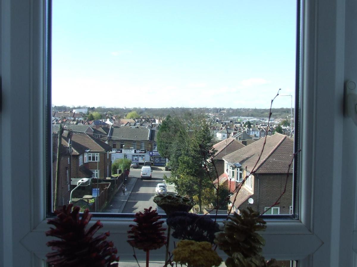 Gazde/Camere de închiriat Muswell Hill Free Parking *